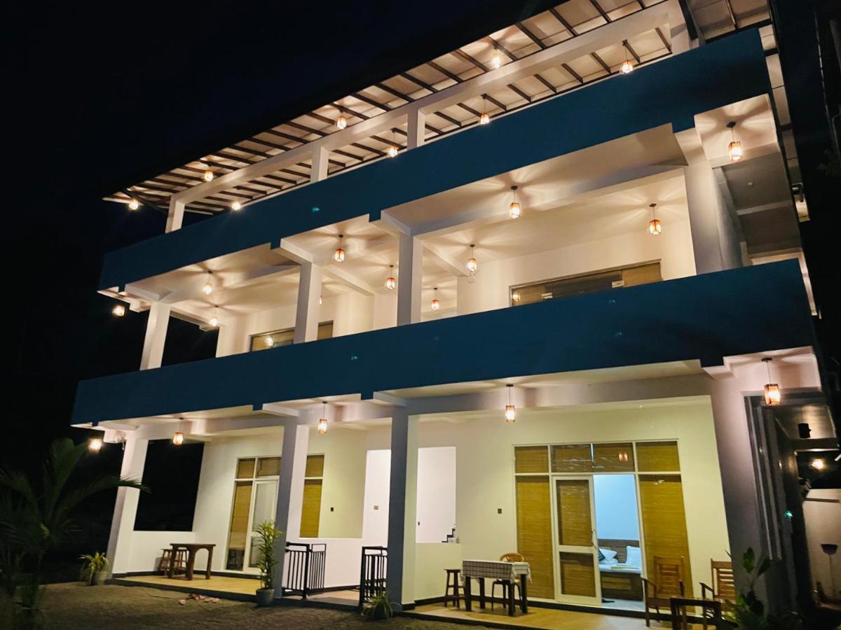 Dk Zur Einkenr Hotel Ahangama Exterior photo